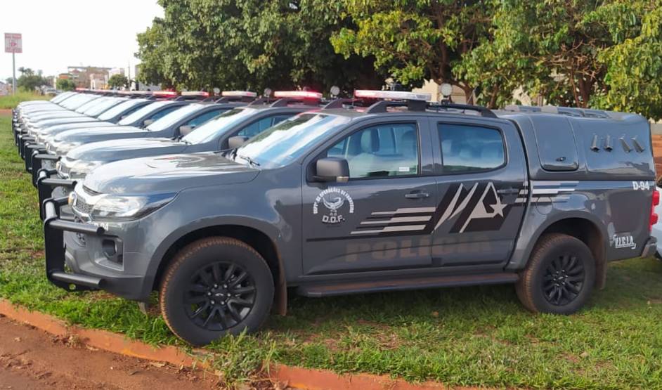 Polícia Militar desfila com nova padronização de uniforme e viatura