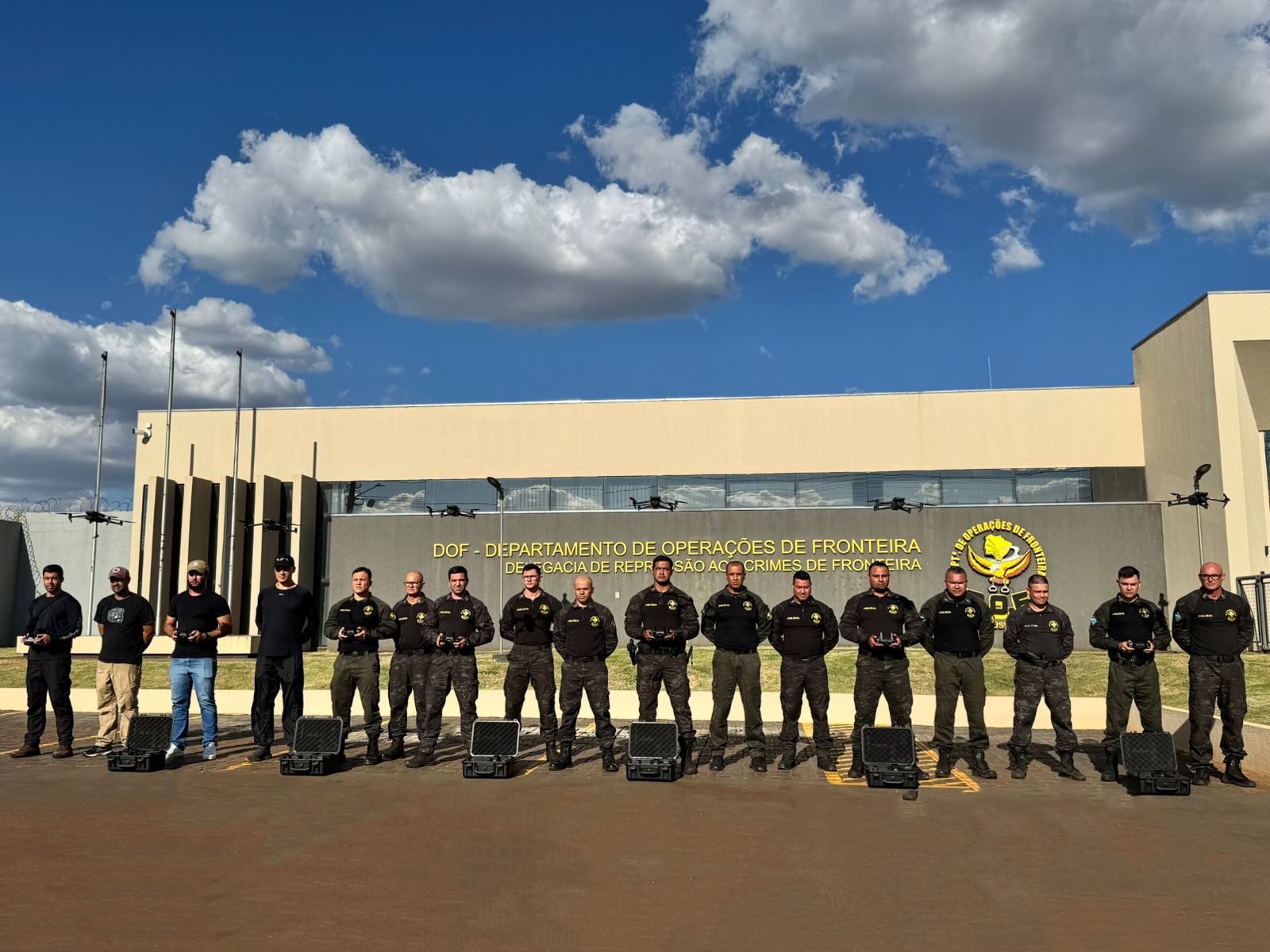DOF Investe em Tecnologia: Policiais Recebem Treinamento para Operar Drones na Fronteira DOF Investe em Tecnologia: Policiais Recebem Treinamento para Operar Drones na Fronteira