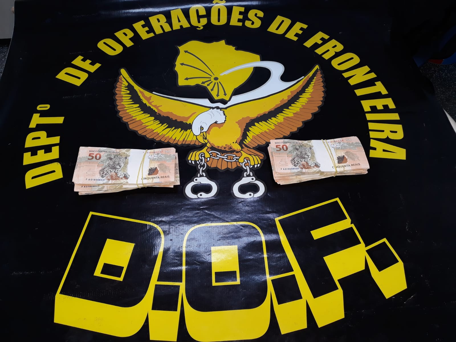 Homem Foragido Da Justi a Foi Preso Pelo DOF Com Notas Faltas De 50 homem-foragido-da-justi-a-foi-preso-pelo-dof-com-notas-faltas-de-50